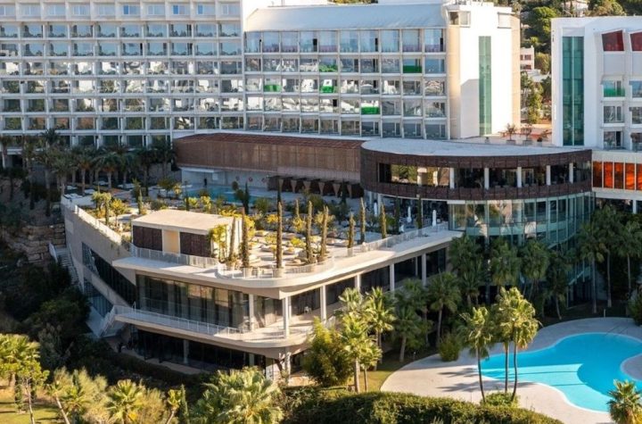 Más Allá de Marbella: Este Nuevo Rincón de Lujo en la Costa del Sol Será La Escapada Más DeSeada de Este Verano 2025